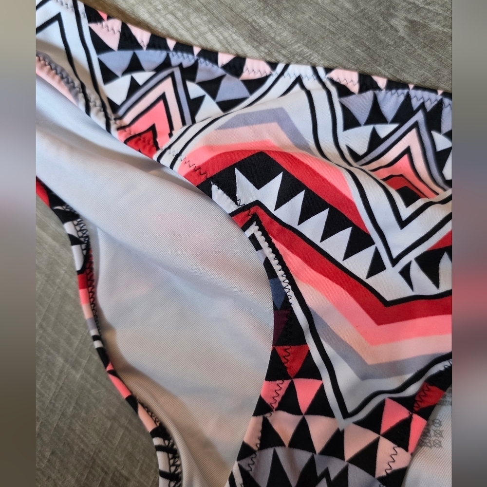 PINK Victoria's Secret Black and Pink Geometric Bikini Bottom - Picture 2 of 5